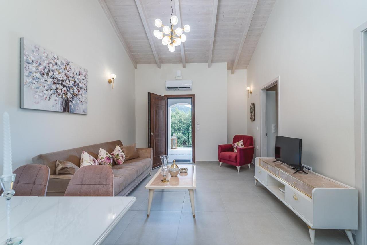 Vincenzo Suites Nydri  Exterior foto